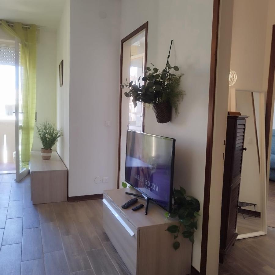 Mini Apartment Close To Everything You Will Need Pasian di Prato Esterno foto